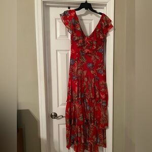 Wayf Tiered Dress 

Size small 

Deep V in front and back. Worn once